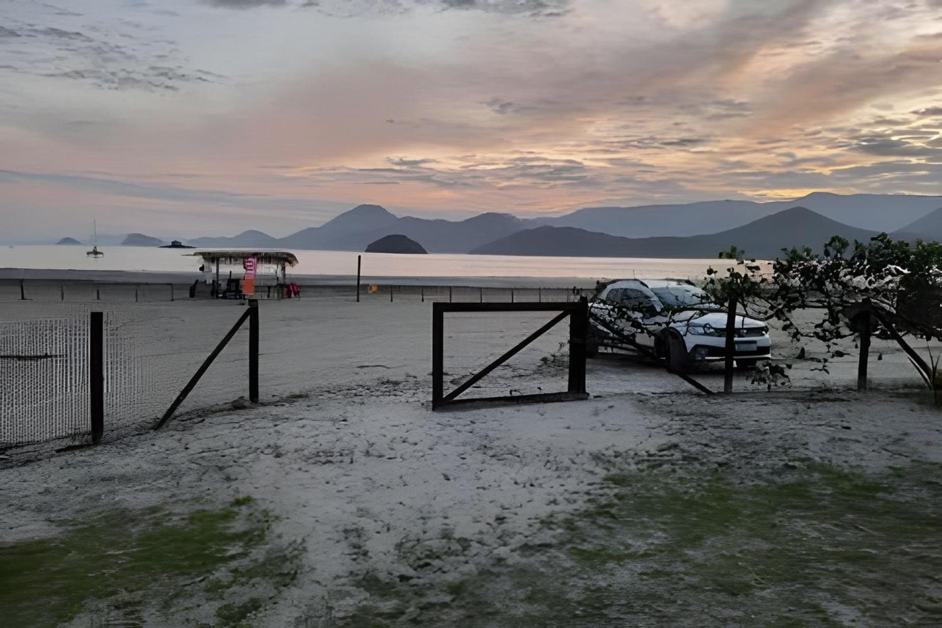 Frente Ao Mar Casa 42 Praia Do Estaleiro Ubatuba Zewnętrze zdjęcie